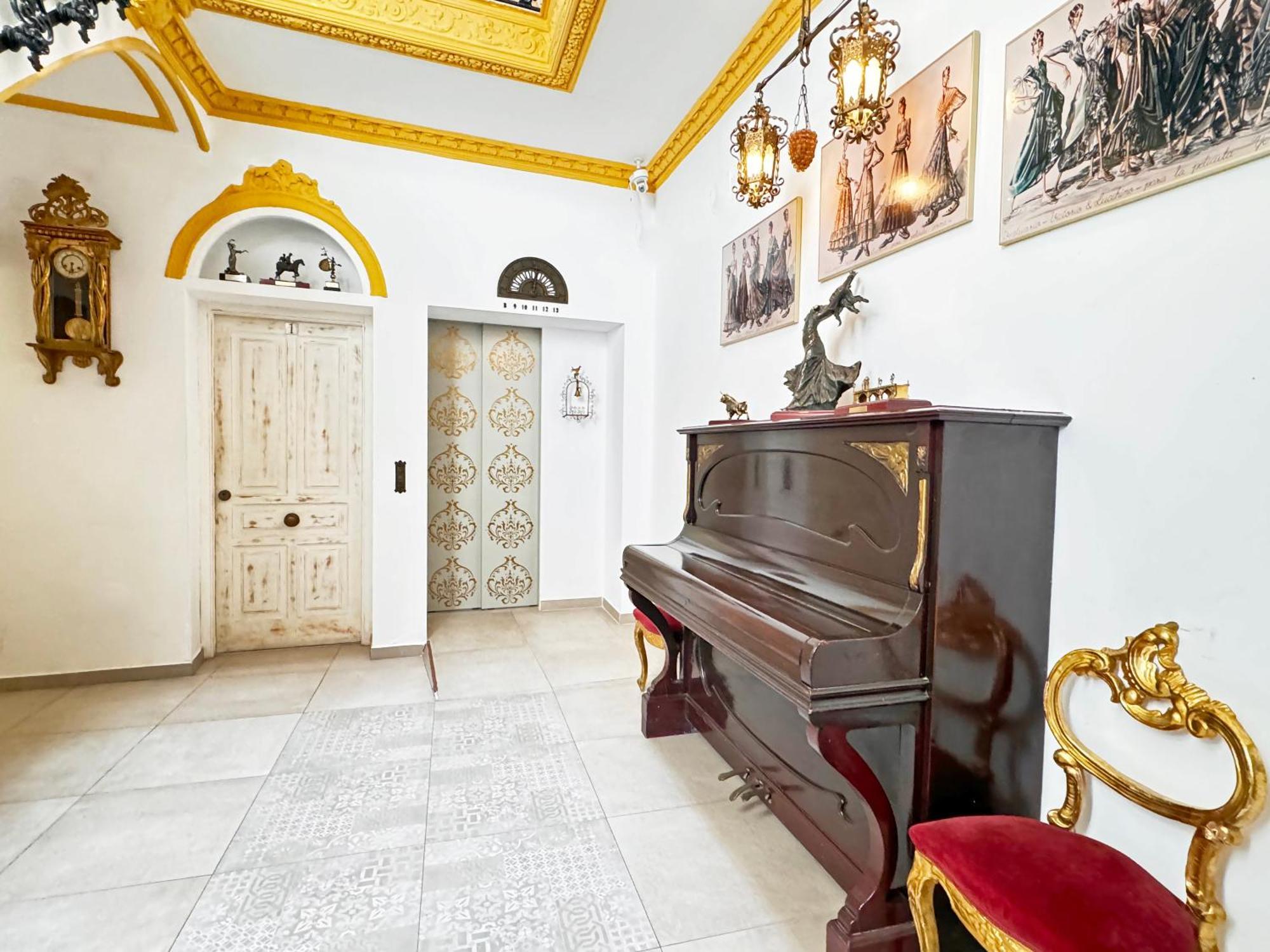 Palace House Hercules - Apartments Sevilla Exteriör bild
