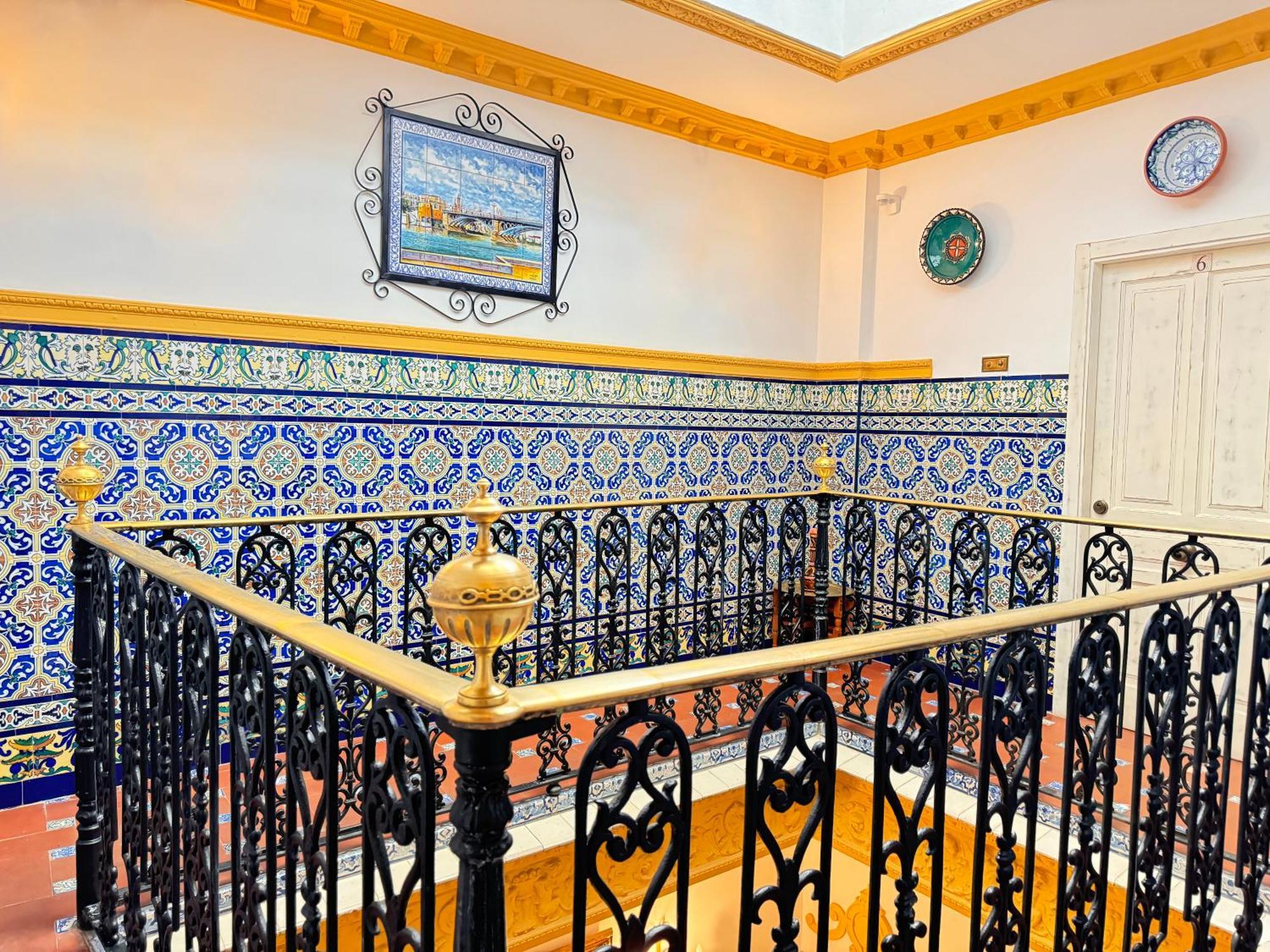 Palace House Hercules - Apartments Sevilla Exteriör bild