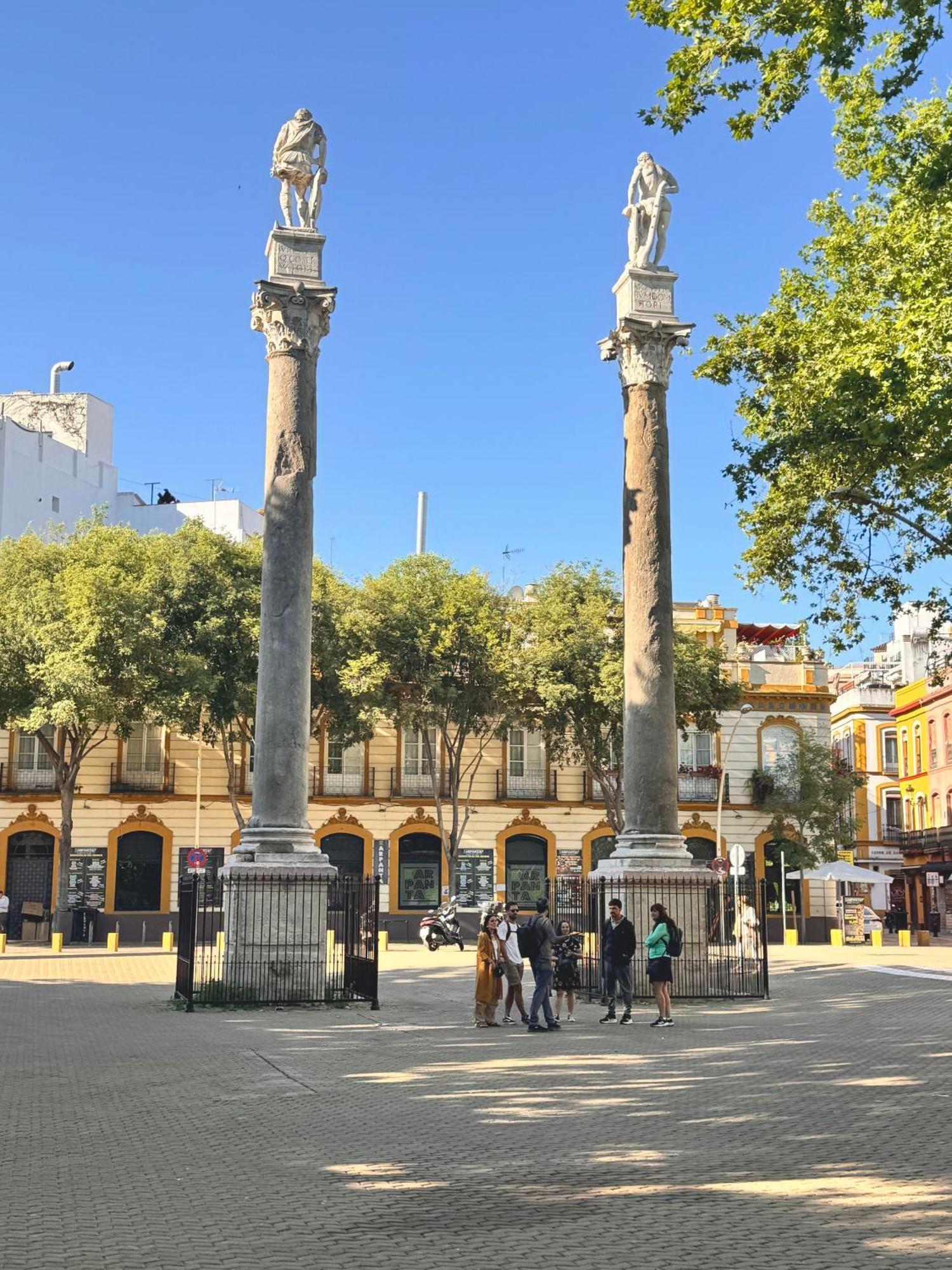 Palace House Hercules - Apartments Sevilla Exteriör bild